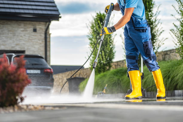 Why Choose Our Certified Pressure Washing Experts for Your Project Needs in Dolton, IL?